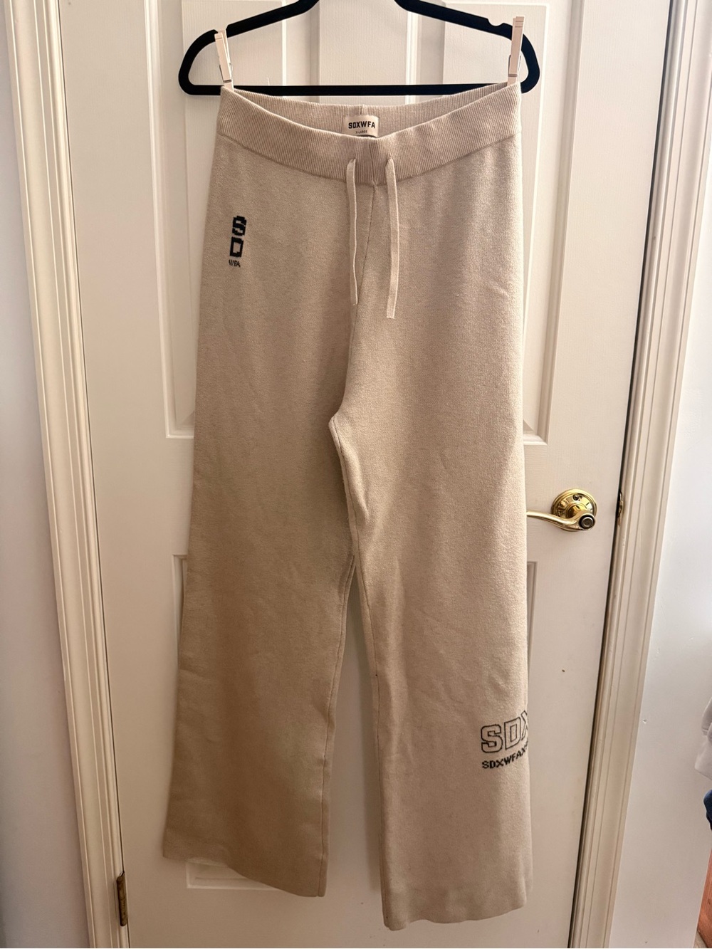 White Fox Boutique Cream Wide-Leg Drawstring Sweatpants (NWOT)